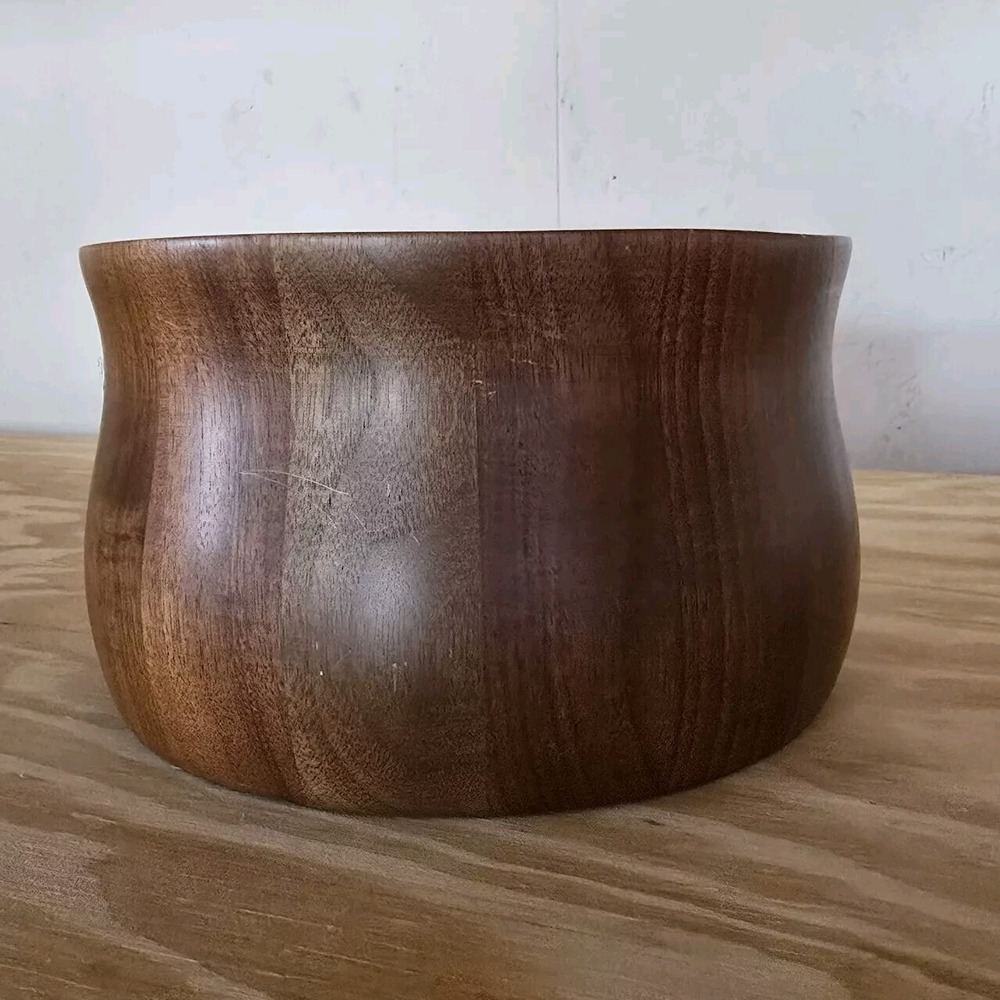 Vintage Walnut Bowl 7 in Wood Ware‎ Diversified Industries